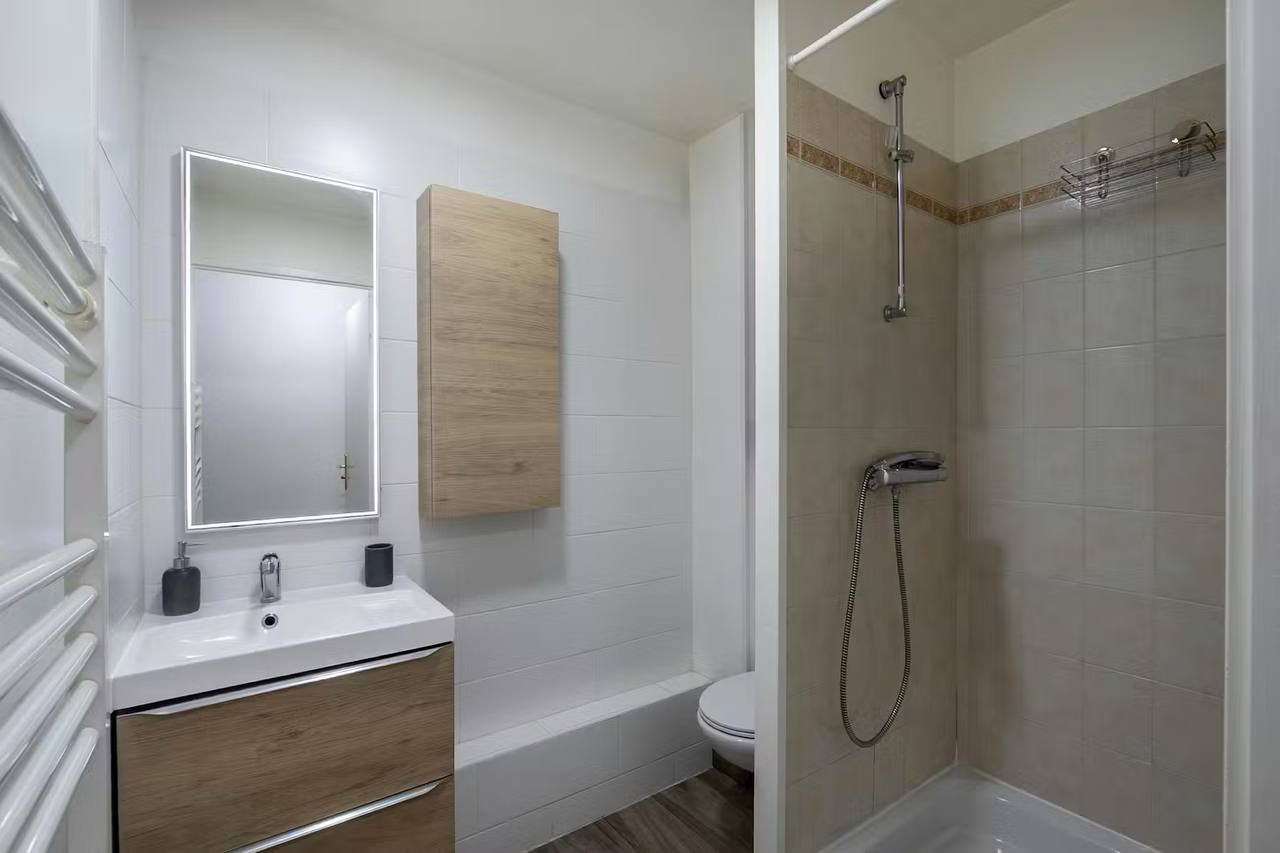 Studio meublé - Image 4